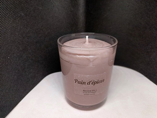 Bougie pain d'épices mousse